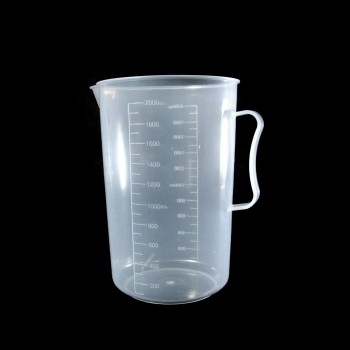 Мерный стакан пластиковый, 2 литра